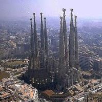 Bővebben: A Sagrada Família-bazilika Isten kőből készült dicsérete