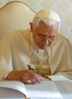 Bővebben: Megjelent XVI. Benedek pápa harmadik enciklikája