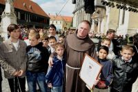 Bővebben: Tizedik év a szeretet jegyében