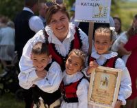 Bővebben: A hit fénye mindig utat mutat