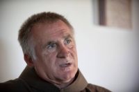 Bővebben: TEGYEN FEL EGY KÉRDÉST CSABA TESTVÉRNEK!