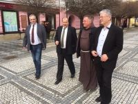 Bővebben: Legnagyobb érték a gyermek legyen az iskolákban