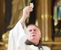 Bővebben: Újév napja- Szűz Mária Isten Anyja ünnepe