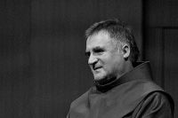 Bővebben: Interjú: Böjte Csaba ferences rendi szerzetessel