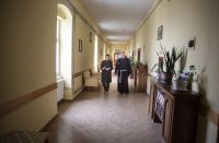 Bővebben: Megszűnt a csíksomlyói Szent István Otthonban a fiatalok gondozása