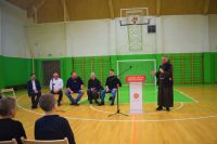 Bővebben: Böjte Csaba atya látogatása Karácsfalván, Kárpátalján