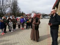 Bővebben: Világosi zarándoklat Böjte Csabával