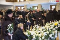 Bővebben: Több százan vettek végső búcsút Pongrácz József gyermekorvostól