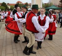 Bővebben: Nemzetközi táncnap