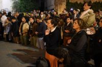 Bővebben: ...és akkor Párizs elkezdte énekelni az Üdvözlégy Máriát