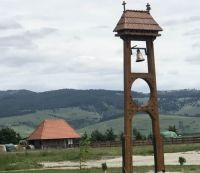 Bővebben: Harangláb