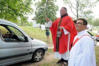 Bővebben: Szent Kristóf üzenete és Böjte Csaba autószentelése