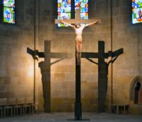 Bővebben: Esslingen katedrálisában egyetlen kereszt áll