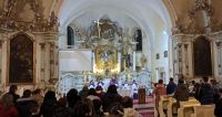 Bővebben: Akik együtt imádkoznak azok együtt is maradnak