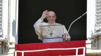 Bővebben: Ferenc pápa: Ne pazaroljuk az időnket arra, hogy panaszkodással szennyezzük be a világot!