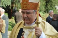 Bővebben: Jakubinyi érsek kiterjeszti a csíksomlyói búcsút a pápalátogatás napjára is