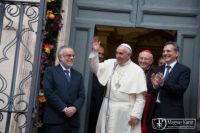 Bővebben: Ferenc pápa számára a szegények maga az Egyház, nem pedig az evangélium függelékei 