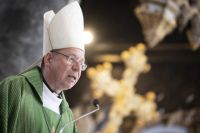 Bővebben: Isten nevében, hagyjátok abba, most! – Európai püspökök felhívása Ukrajna békéjéért