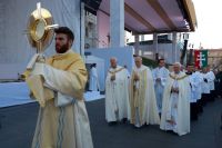 Bővebben: Eucharisztikus gyertyás körmenet