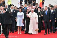 Bővebben: Ferenc pápa első napja Romániában 