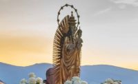 Bővebben: Ünnepélyes Mária-köszöntő - Április