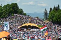 Bővebben: Oltalmad alá futunk