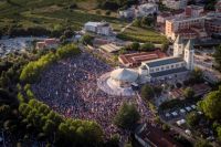 Bővebben: Itt mindig megélem a szentmise ragyogását