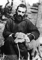 Bővebben: Pietrelcinai Szent Pio áldozópap