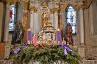 Bővebben: Advent 3. vasárnapja az öröm vasárnapja