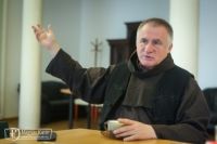 Bővebben: Azt az embert szeressük, aki ott van mellettünk