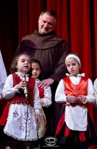 b_300_300_16777215_00_images_stories_Roviden_gyerekekkel13.jpg