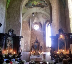 b_300_300_16777215_00_images_stories_Szent_Szent_helyek_Marosillye26.jpeg