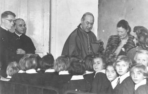 b_300_300_16777215_00_images_stories_Szent_Szentek_AporVilmosBoldog25.jpg