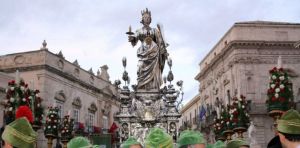 b_300_300_16777215_00_images_stories_Szent_Szentek_SzentLuca.jpg